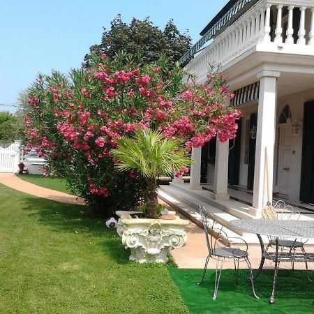Villa De Mari Lido di Jesolo Exterior photo